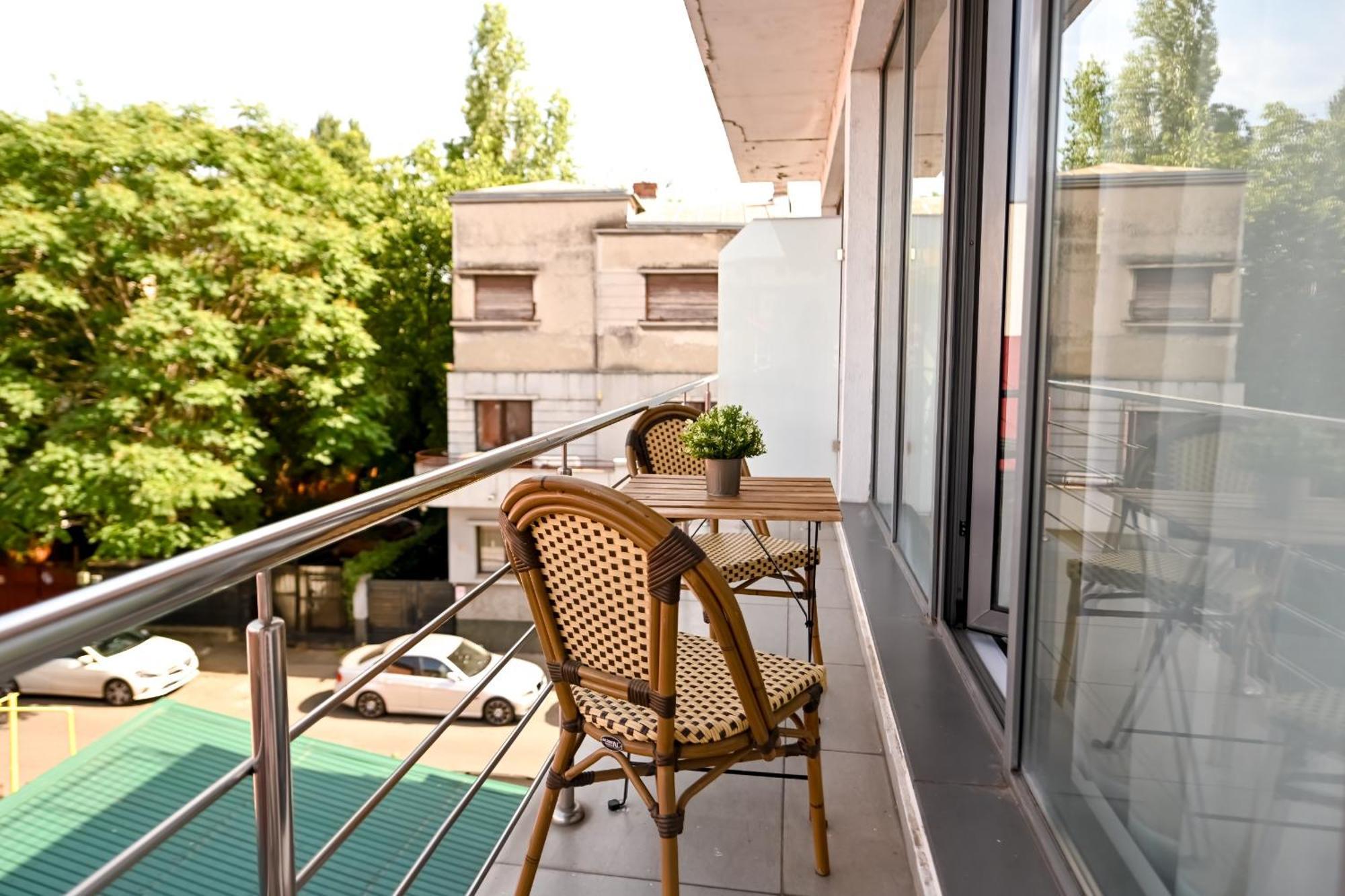 Urban Elegance - Stylish Central Accommodation Bucureşti Eksteriør bilde